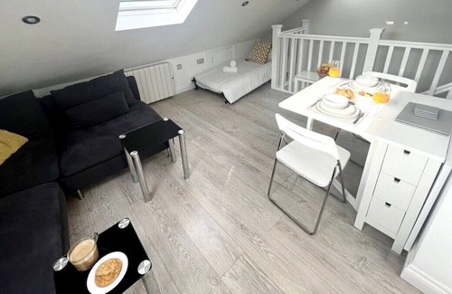Mapesbury Apartamento | Newly Renovated Stunning Studio in London