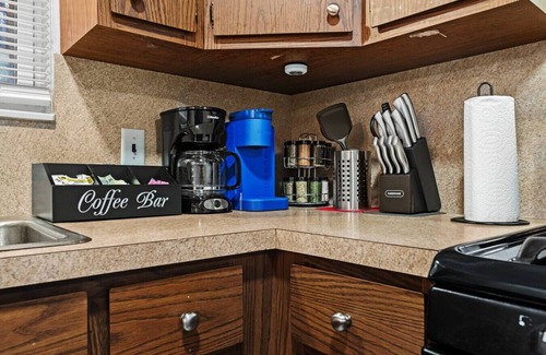 Lincoln Park Casa | Newly Renovated GEM Work Crews Welcome
