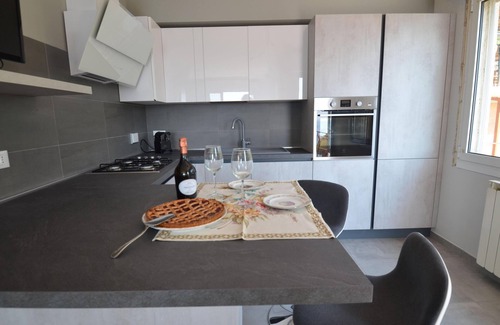 Bordighera Apartamento | Newly renovated holiday flat directly on the beach