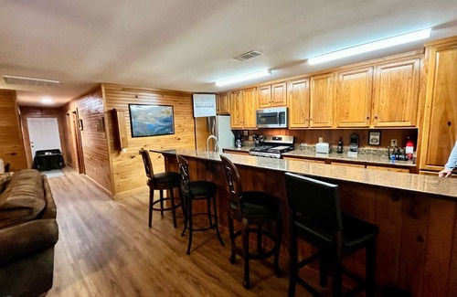 Venice Alquiler De Eote | NEWLY RENOVATED Houseboat Located in Venice Marina (B Dock)