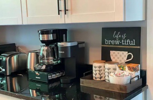 Durham Casa | Newly Renovated Modern Farmhouse, 10mins Duke and 15mins UNC & RTP
