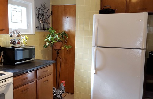 Forty Fort Apartamento | Newly renovated, monthly rental, weekly cleaning, Great location