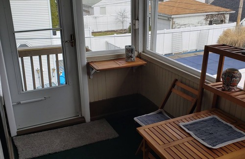 Forty Fort Apartamento | Newly renovated, monthly rental, weekly cleaning, Great location