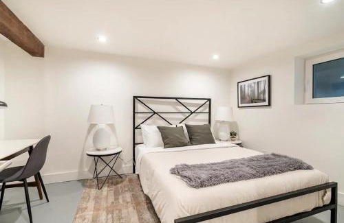 Alphabet Historic District Casa | Newly Renovated NW Portland Charmer with 99 WalkScore