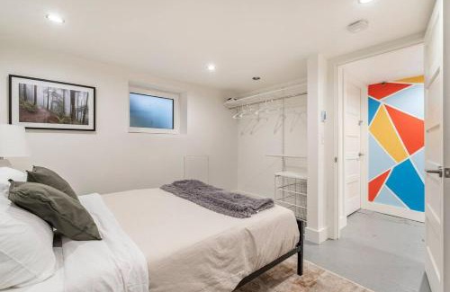 Alphabet Historic District Casa | Newly Renovated NW Portland Charmer with 99 WalkScore