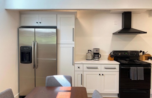 West Hazel Dell Casa | Newly Renovated NW Retreat