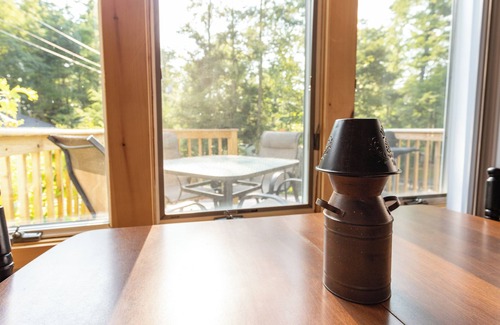 Brimfield Casa | Newly Renovated Park Model in Quiet Campground