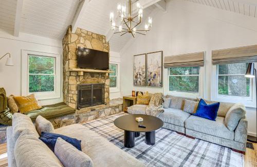 Sapphire Casa | Newly Renovated Pet-Friendly Sapphire Retreat!