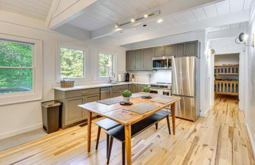 Sapphire Casa | Newly Renovated Pet-Friendly Sapphire Retreat!