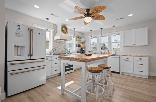 The Point Casa | Newly Renovated! Private Single Family Beachfront Home w/ Pool on The Point