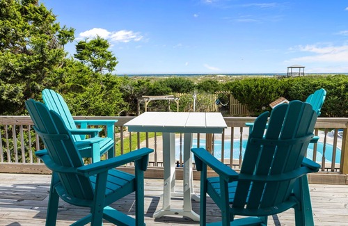 The Point Casa | Newly Renovated! Private Single Family Beachfront Home w/ Pool on The Point