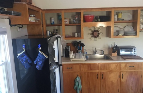 Block Island Cabaña | ¡Oasis privado recientemente renovado!- ¡AC por los meses de verano!