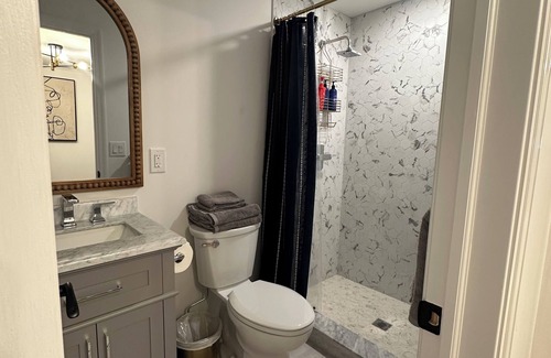 Stony Brook Casa | Newly renovated Private bedroom near Stony Brook University
