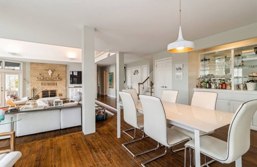 North Haven Casa | Casa recientemente renovada de Sag Harbor con hermosa vista a la bahía, piscina Gunite y bañera de hidromasaje