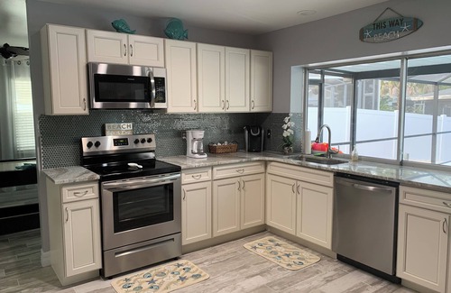 Apollo Beach Casa | Newly renovated single family home with direct water access to Tampa Bay