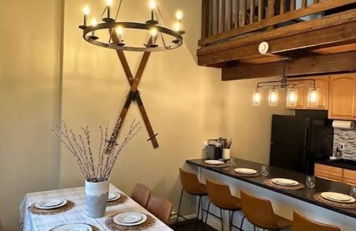 Hensonville Casa | Newly Renovated Ski House in Windham