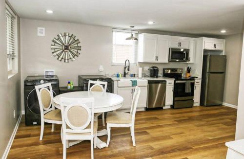 Maiden Casa | Newly Renovated Small Town Retreat