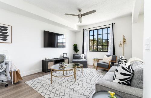 Delray Beach Apartamento | Newly renovated Townhome with King bed
