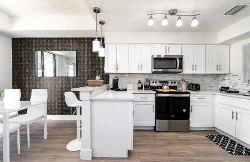 Delray Beach Apartamento | Newly renovated Townhome with King bed
