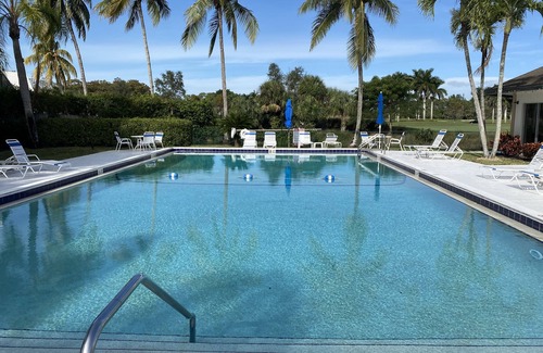 Imperial Golf Estates Condominio | Vista del campo de golf Imperial: abril de 2019 ahora disponible a una tarifa reducida