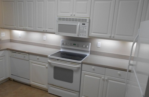 Charlotte Harbor Condominio | Amplio Condo, Piscina climatizada, Bañera de hidromasaje, Sala de ejercicios, WiFi gratuito y ascensor
