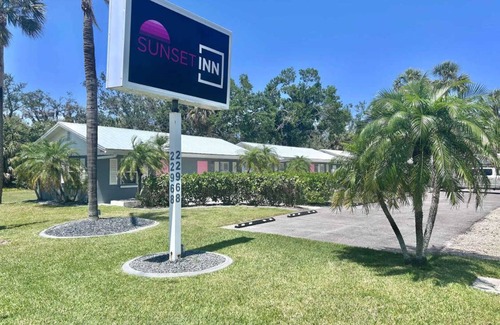 Charlotte Harbor Apartamento | Newly Renovated Charlotte Harbor - Sunset Inn #2