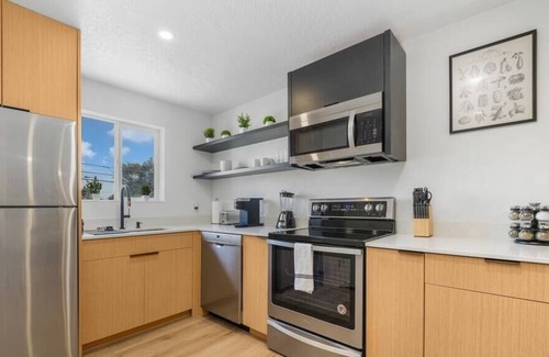 Liberty Wells Condominio | Newly Renovated & Furnished Condo | 84