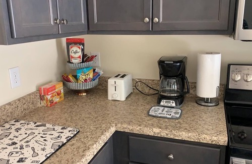 Hubert Casa | Newly Townhome, 15 mins to Camp Lejeune