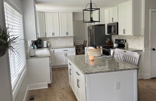 Boalsburg Casa | Newly Updated 5 Bedroom House in Quiet Neighborhood, End of Cul-de-sac location