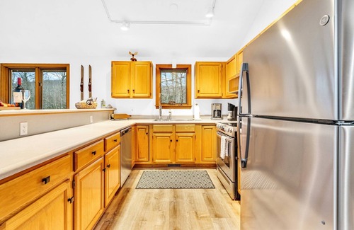 Sunday River Area Chalet De Esquí | Newly Updated Chalet- 5 min to Sunday River-Hottub