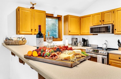 Sunday River Area Chalet De Esquí | Newly Updated Chalet- 5 min to Sunday River-Hottub