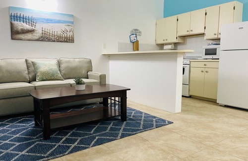 Sion Farm Apartamento | Newly updated Deluxe King Bed and memory foam mattress!!