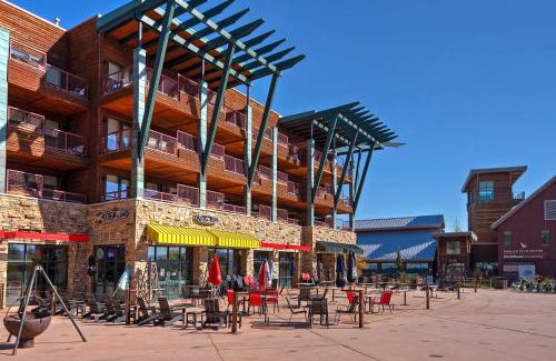 Kimball Junction Casa | NewPark Oasis Fifty Five Family