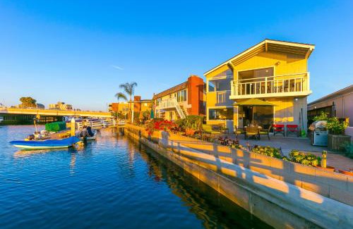 West Newport Casa | Newport Bay Front Vacation Home