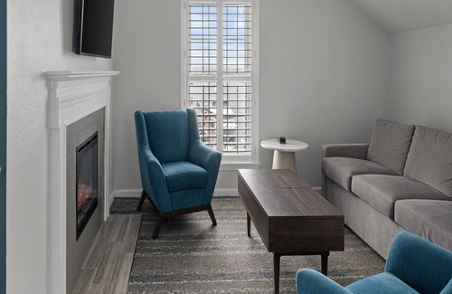 Yachting Village Complejo | Newport Harbor Escape: Spacious 2BR Suite at Wyndham Onshore