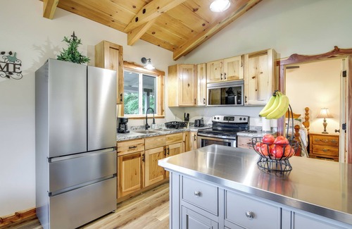 Newport Casa | Newport Retreat: 12 Mi to Great Smoky Mountains!