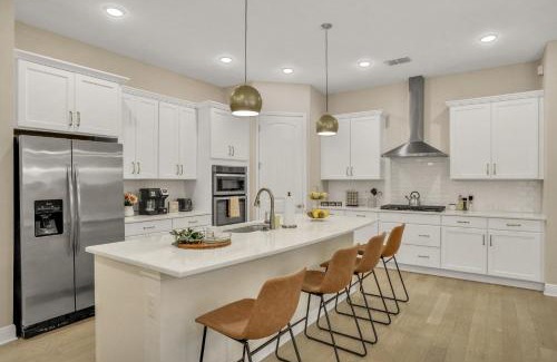 Hyde Park Casa | Newport Retreat