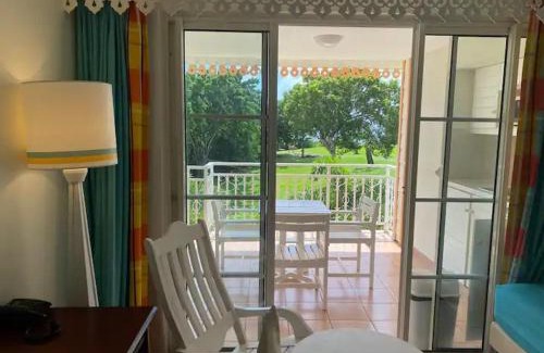 Gros Raisins Apartamento | News CleEnMain-Studio Babzou plus cadeau - Vue mer-Piscine-Jacuzzi-Plage-Bar