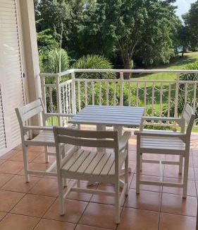 Gros Raisins Apartamento | News CleEnMain-Studio Babzou plus cadeau - Vue mer-Piscine-Jacuzzi-Plage-Bar