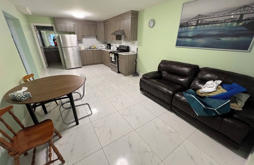 Surrey Newton Casa | Newton 2-bedroom Suite, Room #2