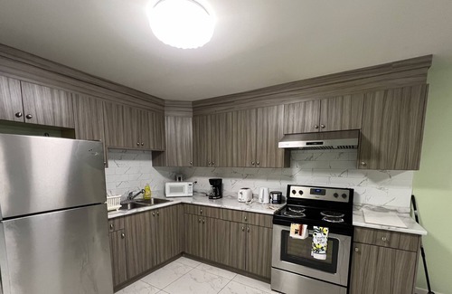 Surrey Newton Casa | Newton 2-bedroom Suite, Room #2