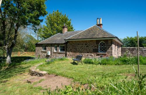 Brechin Casa | Newtonmill House - Tranquillity in Rural Angus