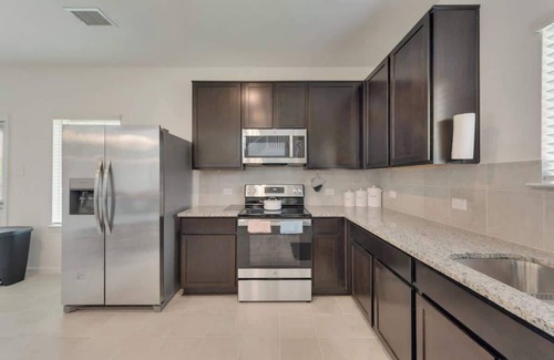 Sherman Casa | Nexsphere Suites, 4Bdr WIFI Outdoor Heating, Grill