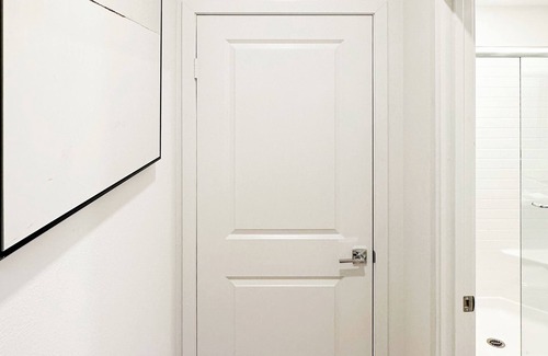 Fontana Casa | Next-gen Suite Private Entrance