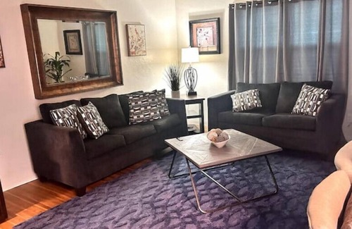 La Sierra Casa | Next to La Sierra University