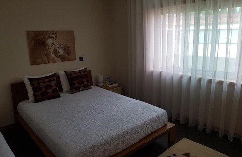 Maia Casa | Next to the Airport