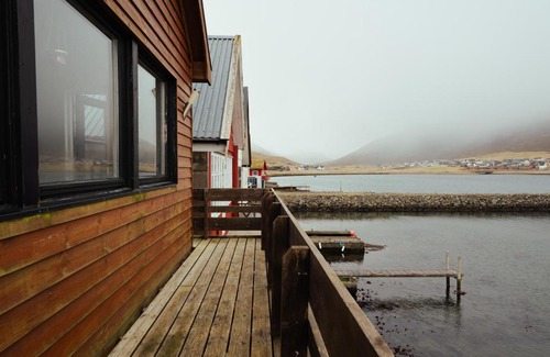 Streymoy Casa | Neystastova - Boathouse Stay with Fjord Views