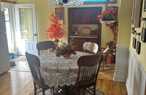 Pound Casa | NFL Draft Charming 4 bedroom House small town appeal Pound 35 min. from Stadium