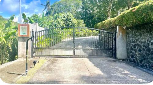 Koror Apartamento | Ngermid Oasis - Studio W/Kitchenette & Pool View