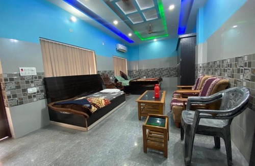 Varanasi Apartamento | NGO Cottage For Family